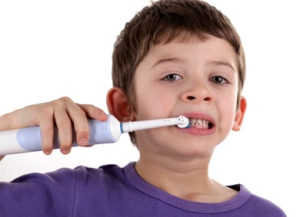 Elektrische Zahnbürste auch für Kinder geeignet